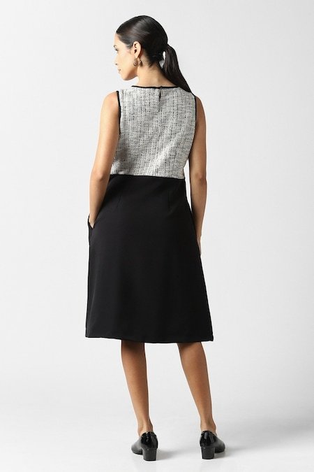 Van Heusen Off White Printed Knee Length Formal Women Regular Fit Dress - Image 3