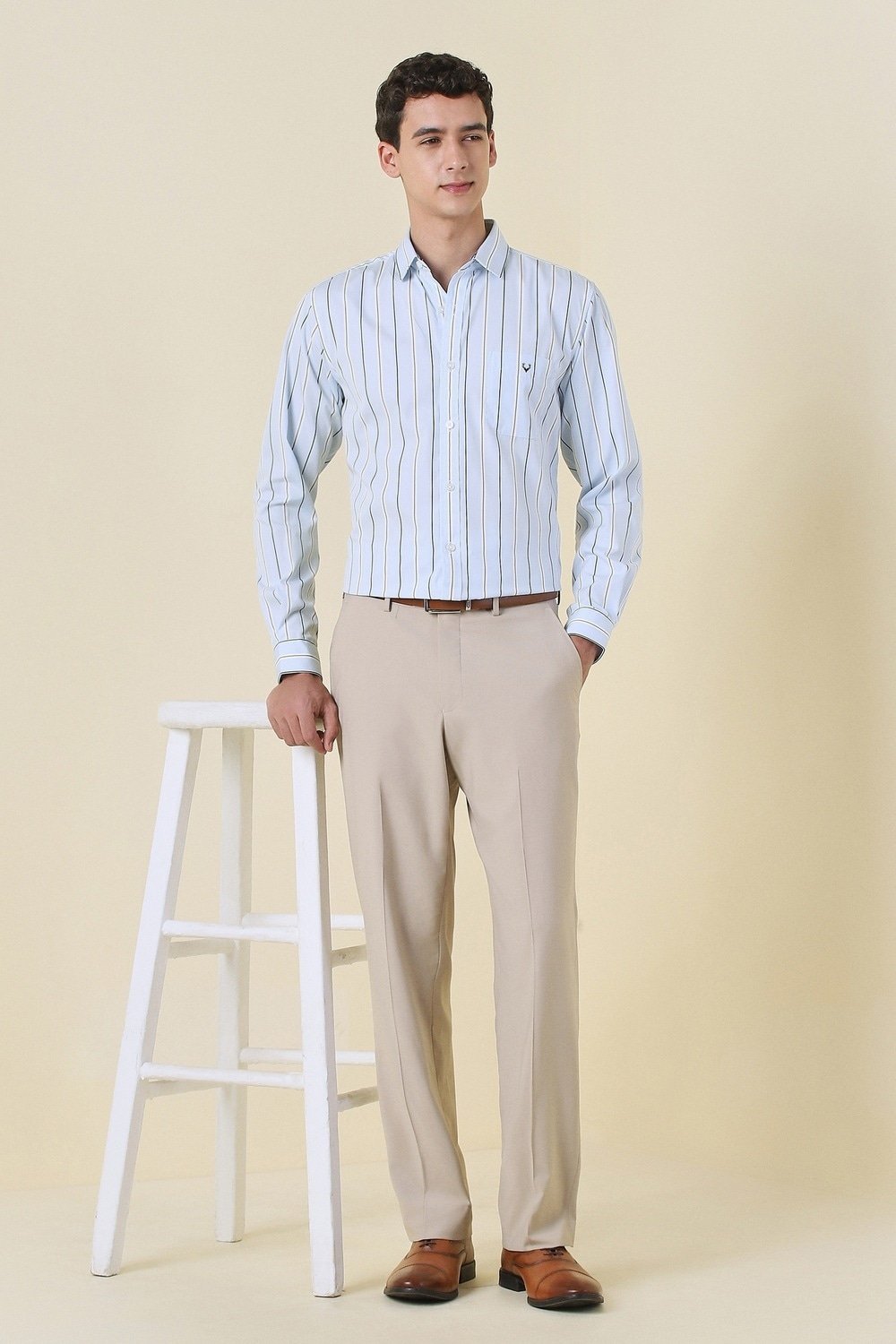 Allen Solly Light Blue Striped Formal Full Sleeves Shirt Collar Men Slim Fit Formal Shirt - Image 2