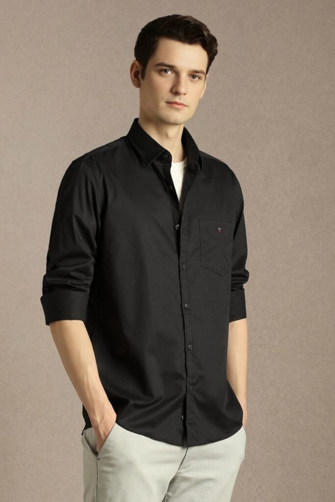 Louis Philippe Black Solid Casual Full Sleeves Shirt Collar Men Slim Fit Casual Shirt