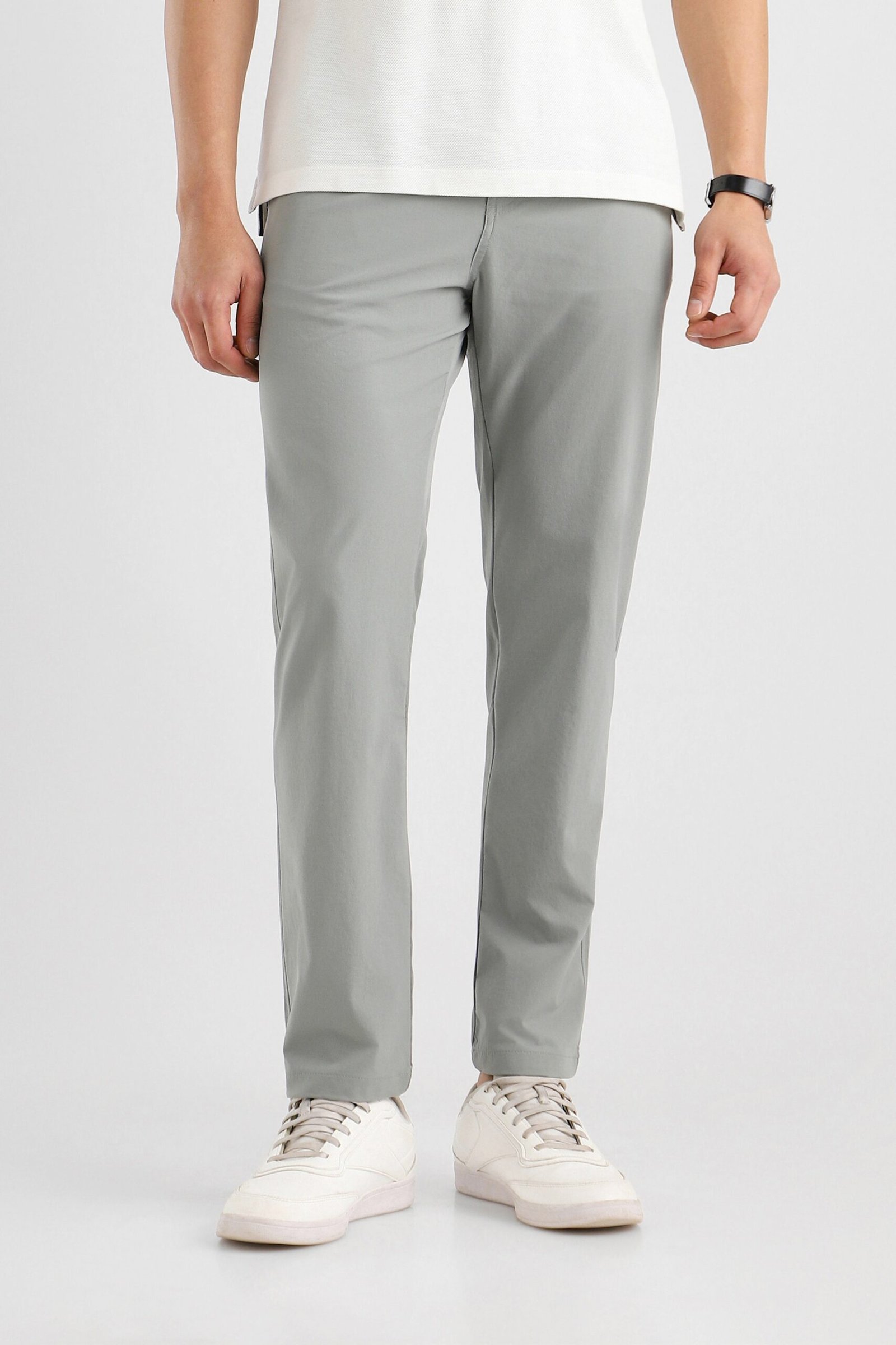 Van Heusen Light Grey Men Solid Relaxed Fit Chinos - Image 4